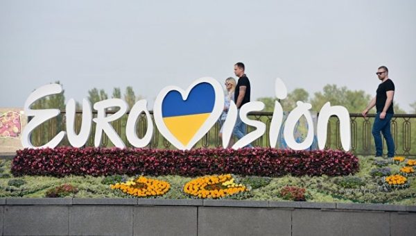 Украине грозит штраф за отказ пустить Самойлову на Евровидение
