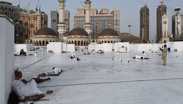 Египет оценил старания сил безопасности, предотвративших теракт в Мекке