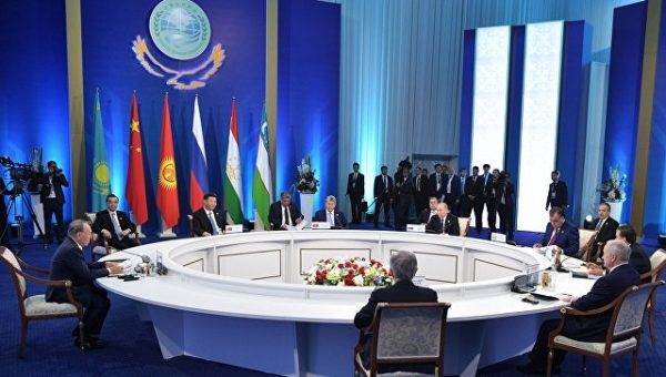 Путин предложил возобновить работу контактной группы ШОС - Афганистан