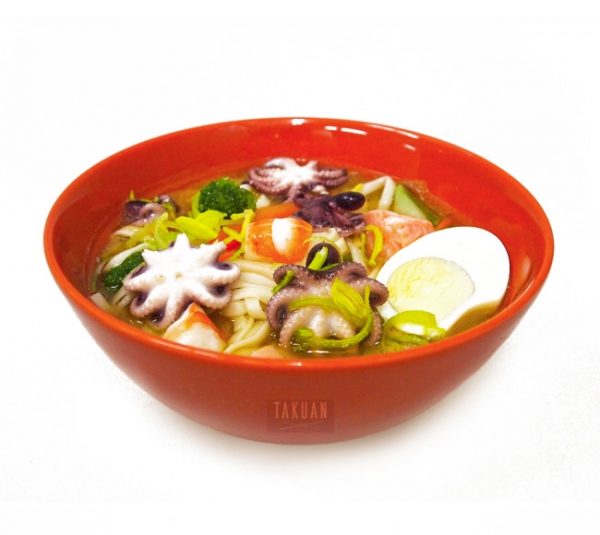 
                    Бесплатные wok-блюда каждый день от ресторана-доставки Takuan          