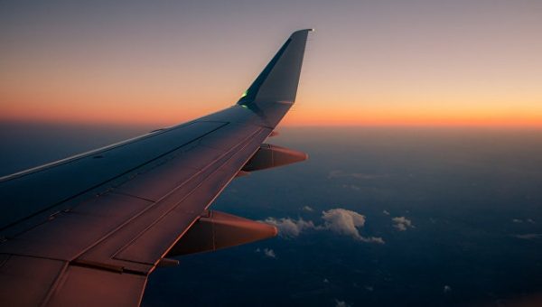 Авиакомпания Etihad Airways приостановила полеты в Катар