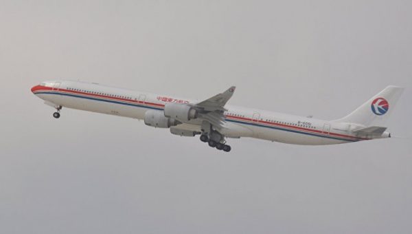 Пассажиры рейса China Eastern пострадали из-за турбулентности