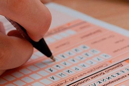 
                    Образовательный центр «Хорошист» проведет марафон бесплатных вебинаров «ЕГЭ – это легко!»          