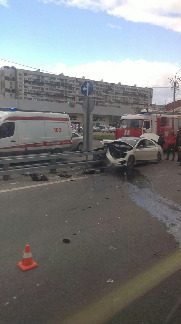
                    В ДТП на улице Логвиненко пострадала 15-летняя девушка          