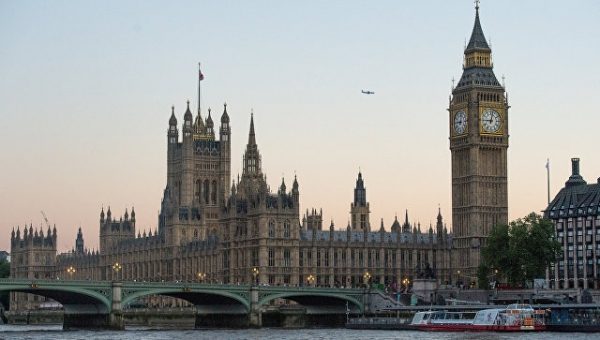 Консерваторы получили второй мандат по итогам всеобщих выборах в Британии