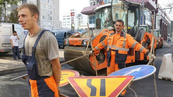 Экскаваторы не могут разрыть спрос