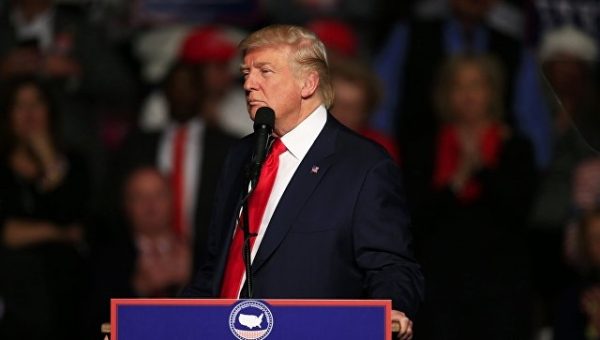 США необходим запрет на въезд граждан из "опасных" стран, заявил Трамп