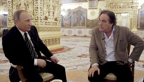 Путин считает, что Стоуну "достанется" за интервью с ним