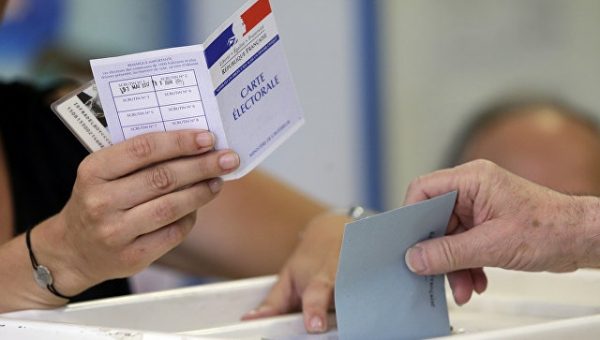 Явка на выборах во Франции к 18.00 мск составила 35,33%
