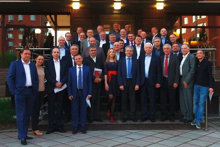 
                    МИЭТ презентовал фонд для сбора пожертвований на развитие вуза          