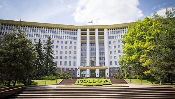 Посол России в Молдавии назвал высылку дипломатов печальным событием