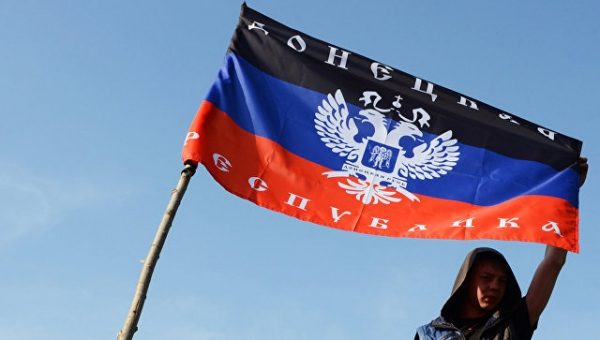 Меркель и Макрон считают недопустимыми заявления о Малороссии