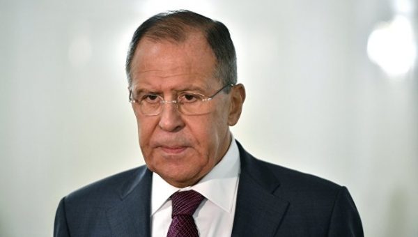 МИД: абсурдно увязывать нормализацию диалога РФ и ЕС с выполнением Минска-2