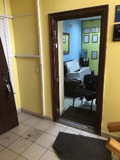 
                    Из офиса в 16-м микрорайоне ночью похитили компьютеры и важные документы          