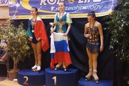 
                    Зеленоградка Анатасия Носова защитила титул чемпионки мира по фигурному катанию на роликах          