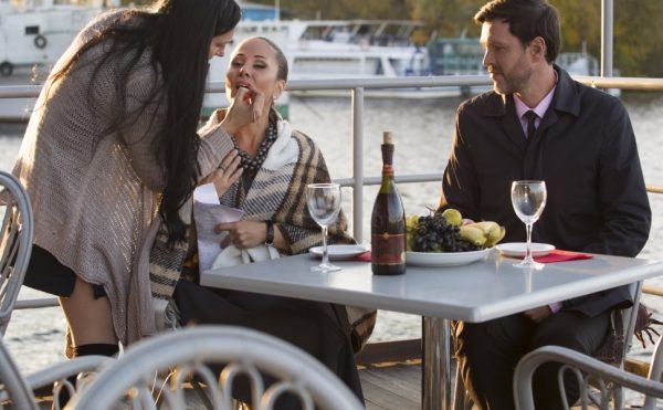 Жизнь как сериал: «Домашний» запустил проект «Лаборатория любви», где ученые исследуют истории взаимоотношений реальных людей