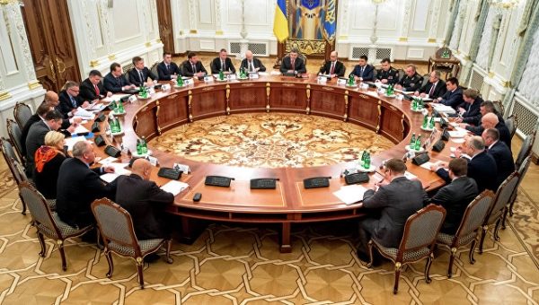 Реинтеграциия Донбасса не нарушает минские соглашения, заявили на Украине