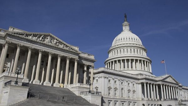 Конгресс грабит Европу и Трампа: кому нужны новые санкции против Москвы