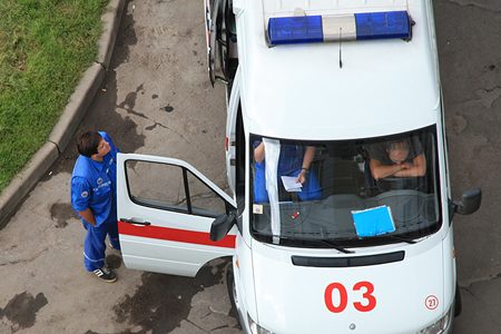 
                    Школьница упала с 12-го этажа в 5-м микрорайоне          