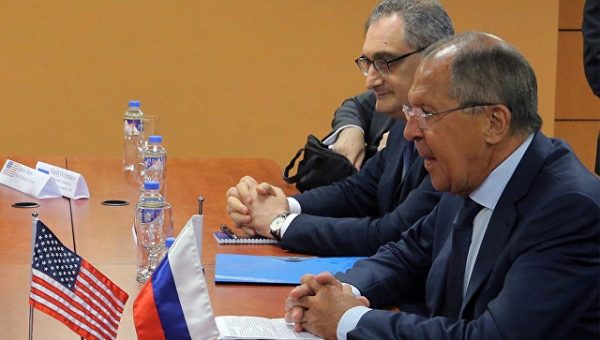 Лавров обсудил с Тиллерсоном сотрудничество в сфере кибербезопасности