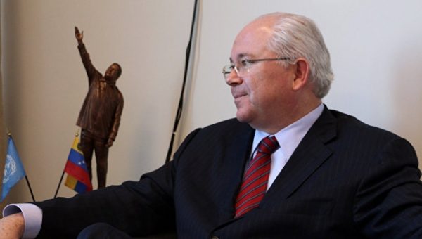 Постпред Венесуэлы при ООН считает, что США ведут себя агрессивно