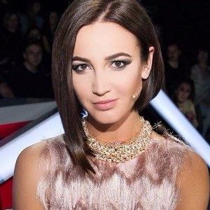 Ни слуха, ни голоса: Пэрис Хилтон, Ольга Бузова и другие звезды, которые неожиданно запели