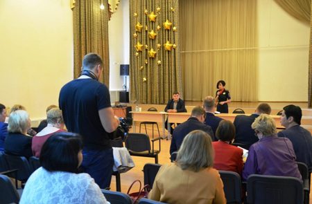 
                    Инспекторы ГИБДД Зеленограда приняли участие в педагогическом совете директоров зеленоградских школ          