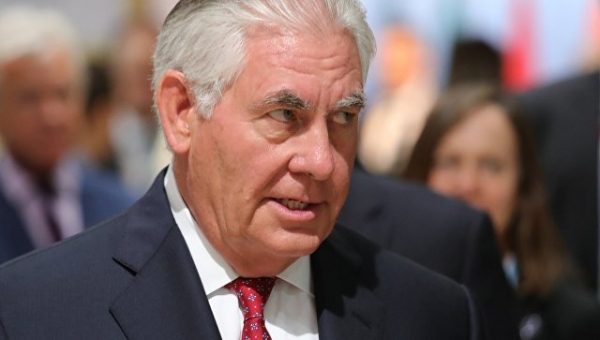 Госсекретарь США вновь обвинил Россию в поставках оружия талибам*