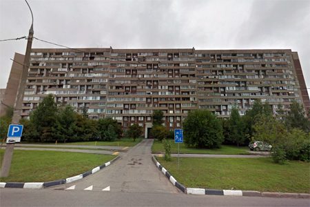 
                    В 16-м микрорайоне обокрали квартиру на 1,5 млн рублей          