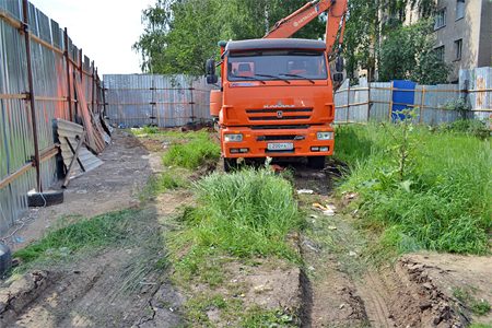 
                    Администрация Андреевки выступила против строительства нового магазина у въезда в поселок          