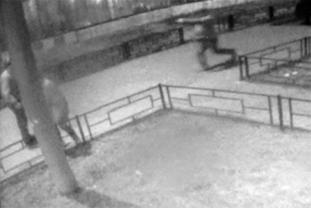 
                    Застреливший юношу в 20-м микрорайоне мужчина получил 10 лет колонии          
