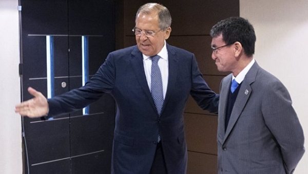 Лавров надеется, что Токио продолжит курс на выполнение договоренностей