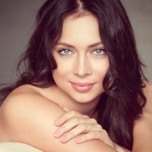 Ни слуха, ни голоса: Пэрис Хилтон, Ольга Бузова и другие звезды, которые неожиданно запели