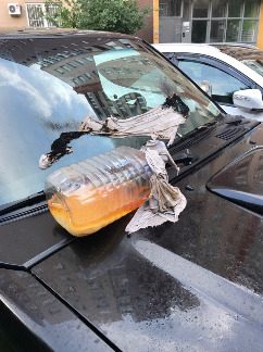 
                    В 11-м микрорайоне пытались сжечь автомобиль директора службы такси          