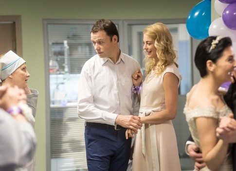 Актер сериала «Женский доктор» Илья Носков: «Роды при необходимости принять смогу»