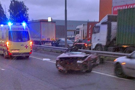 
                    Один человек погиб в аварии у Черной грязи          