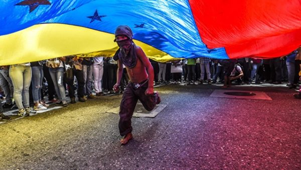 США вновь заявили, что не признают учредительное собрание в Венесуэле