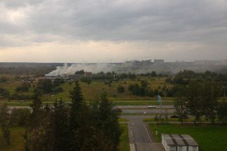 
                    Причиной неприятного запаха в «новом городе» стал пожар на мусорном складе          