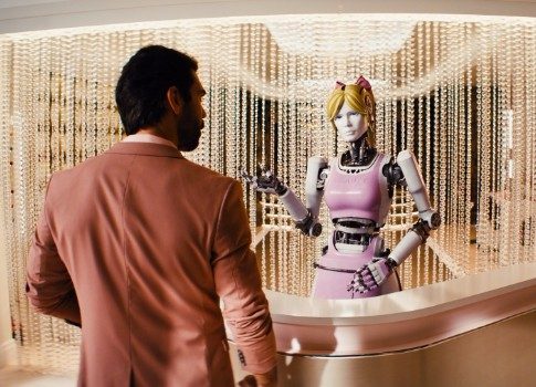 Почти Джеймс Бонд: в российский прокат выходит комедийный боевик «Kingsman: Золотое кольцо»