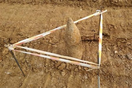 
                    На стройке в 17-м микрорайоне нашли снаряд времен войны          