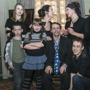 Трейлеры самых ожидаемых российских сериалов: русские «Бесстыдники», «Бывшие», «Лучше чем люди»