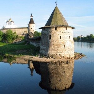 Антикризисные поездки на осень: интересные города России, в которых стоит побывать