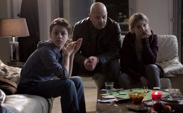 Впервые на ТВ: в эфире Первого канала новые серии французского детективного сериала «Налет» 