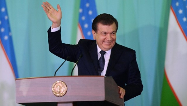 Президент Узбекистана начинает визит в Киргизию