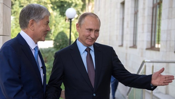 Путин поздравил с днем рождения президента Киргизии Атамбаева