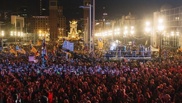 У избирательного участка в Каталонии произошла стрельба