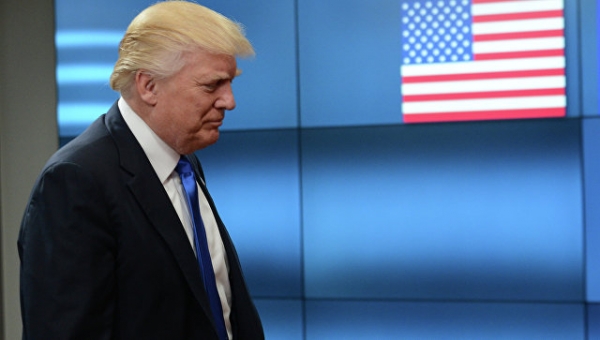 Трамп поссорился в Twitter с известными футболистами и баскетболистами