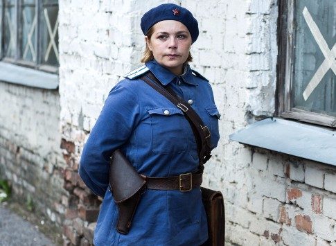 Премьера на старте сезона: Ирина Пегова в военной драме «Комиссарша» на Первом канале