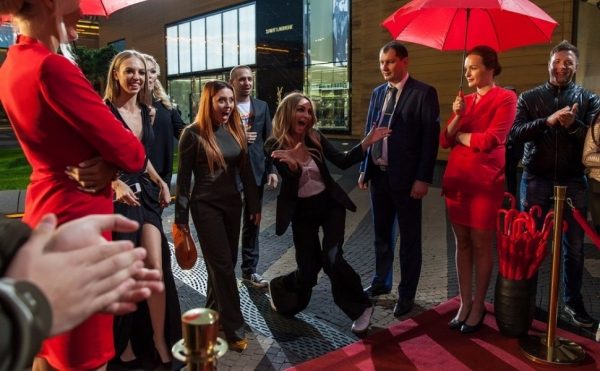 Смешной сезон начинается: смотрите сегодня свежий выпуск Comedy Club на ТНТ
