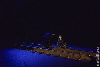 
                    Машинист и самоубийца          